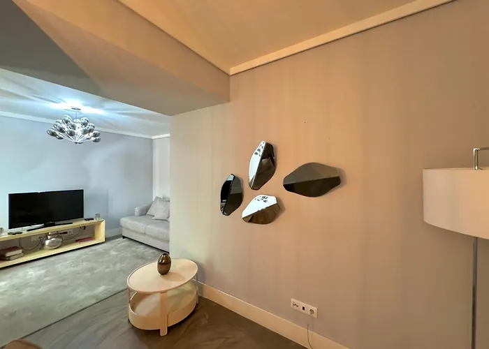 House Charms Apartment